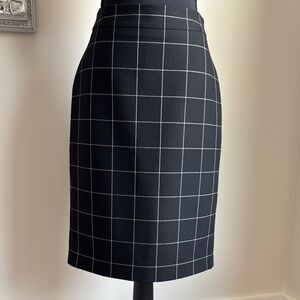 Ann Taylor Black and White Checkered Pencil Skirt